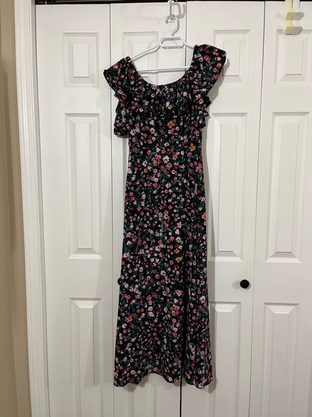 BCBG Paris Black Floral Maxi Dress